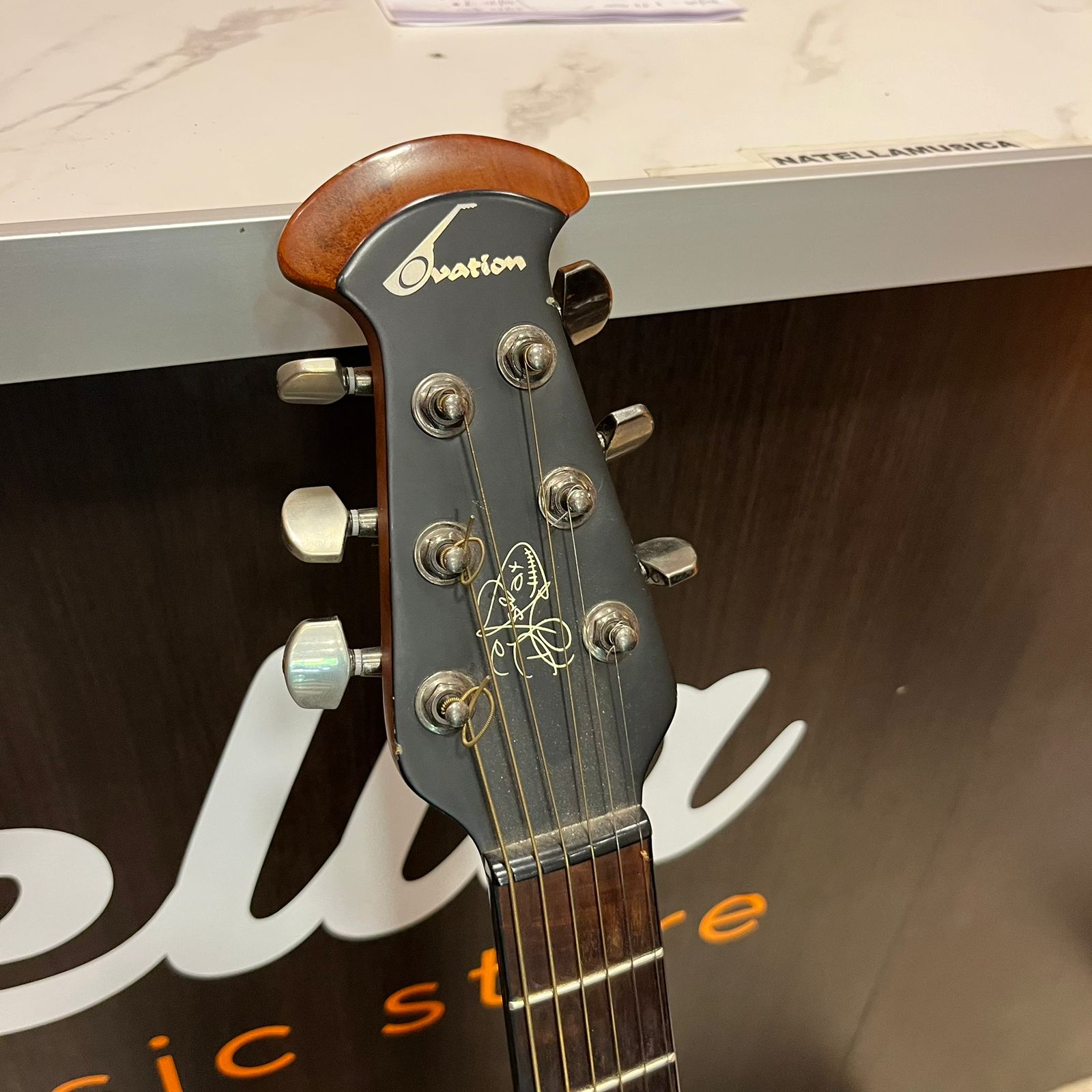 Guitarra Electroacústica Ovation "Demented Collection" Limited Edition DJ Ashba - Image 4