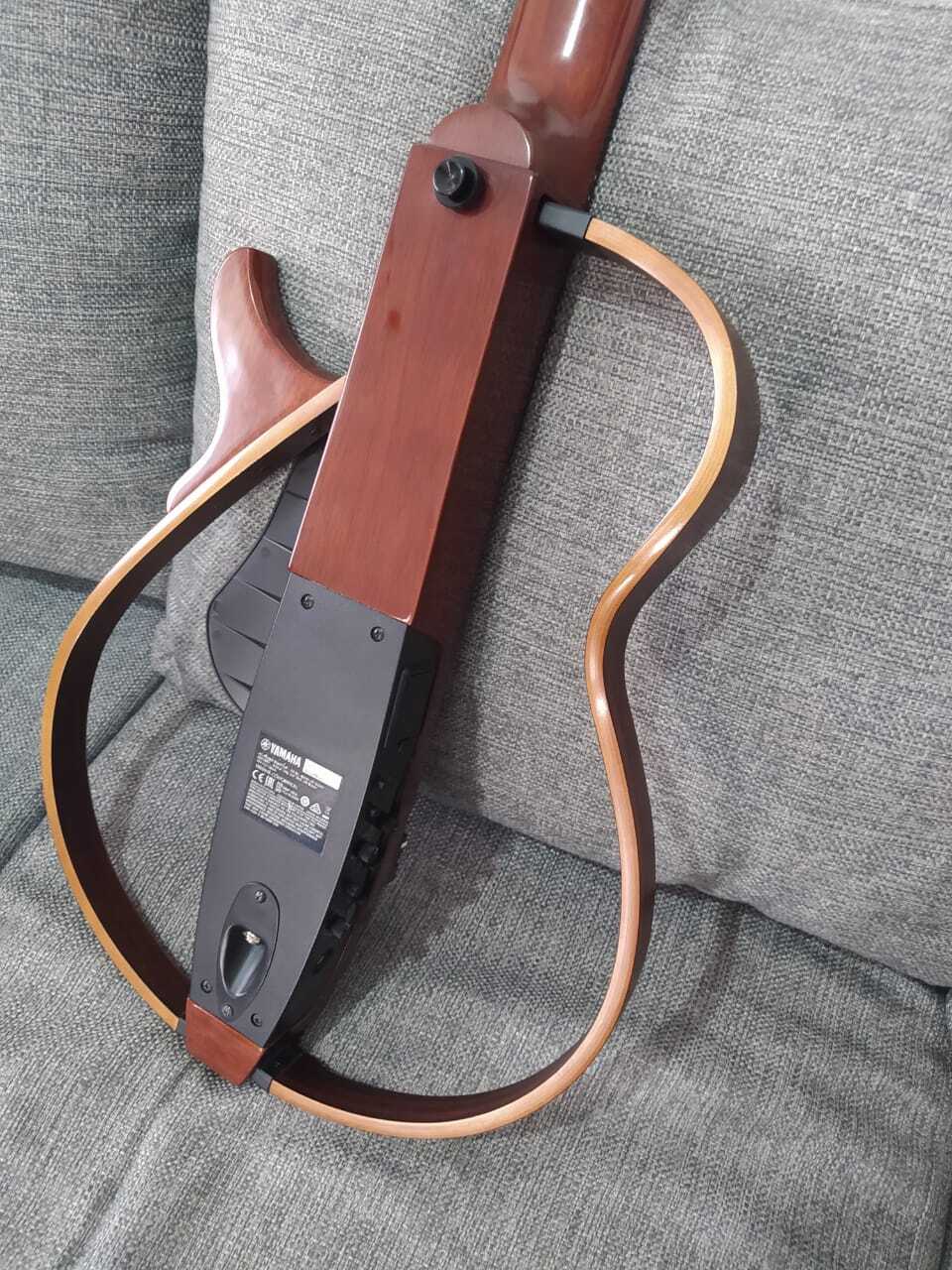 Guitarra Yamaha SLG200N Silent  – Nylon - Image 6