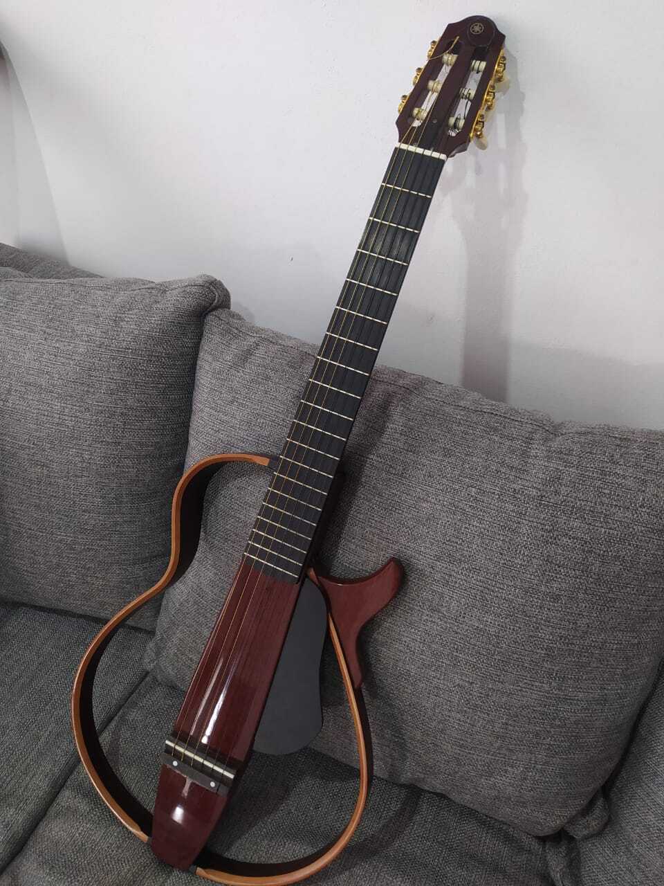 Guitarra Yamaha SLG200N Silent  – Nylon - Image 3